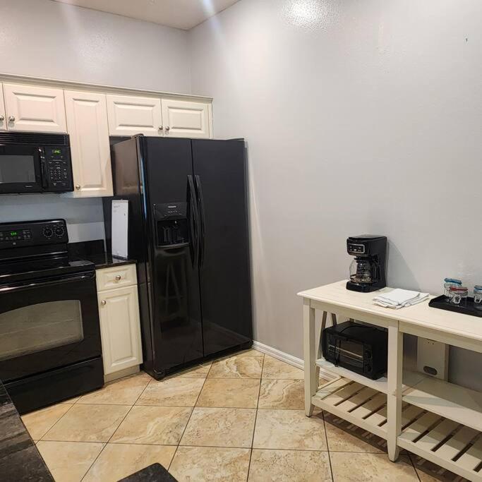 1 Bedroom , 1 Bath With Kitchen At Img Bradenton Exterior photo